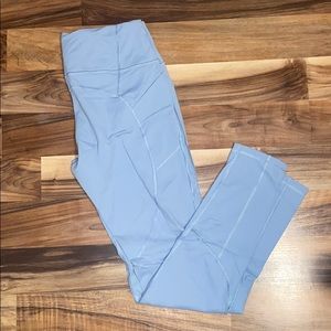 Victoria’s Secret Ice Blue workout Leggings